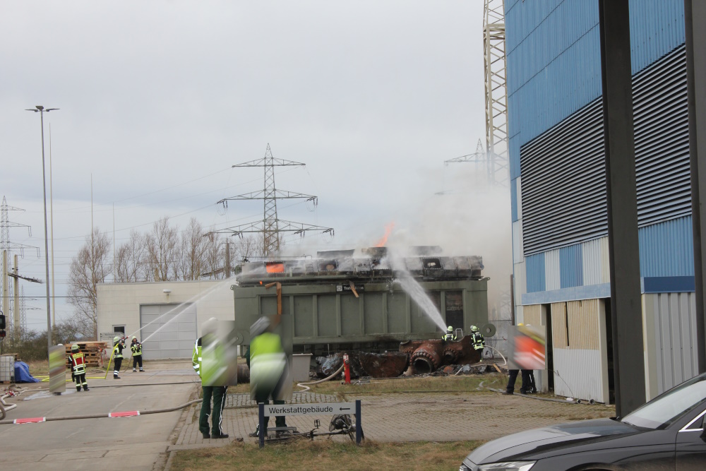 2025 02 24 Trafobrand Kraftwerk Mehrum Haupt1a