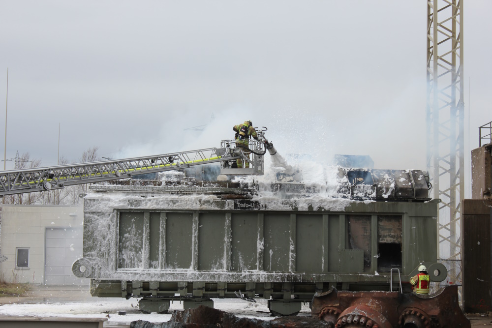 2025 02 24 Trafobrand Kraftwerk Mehrum Haupt2a