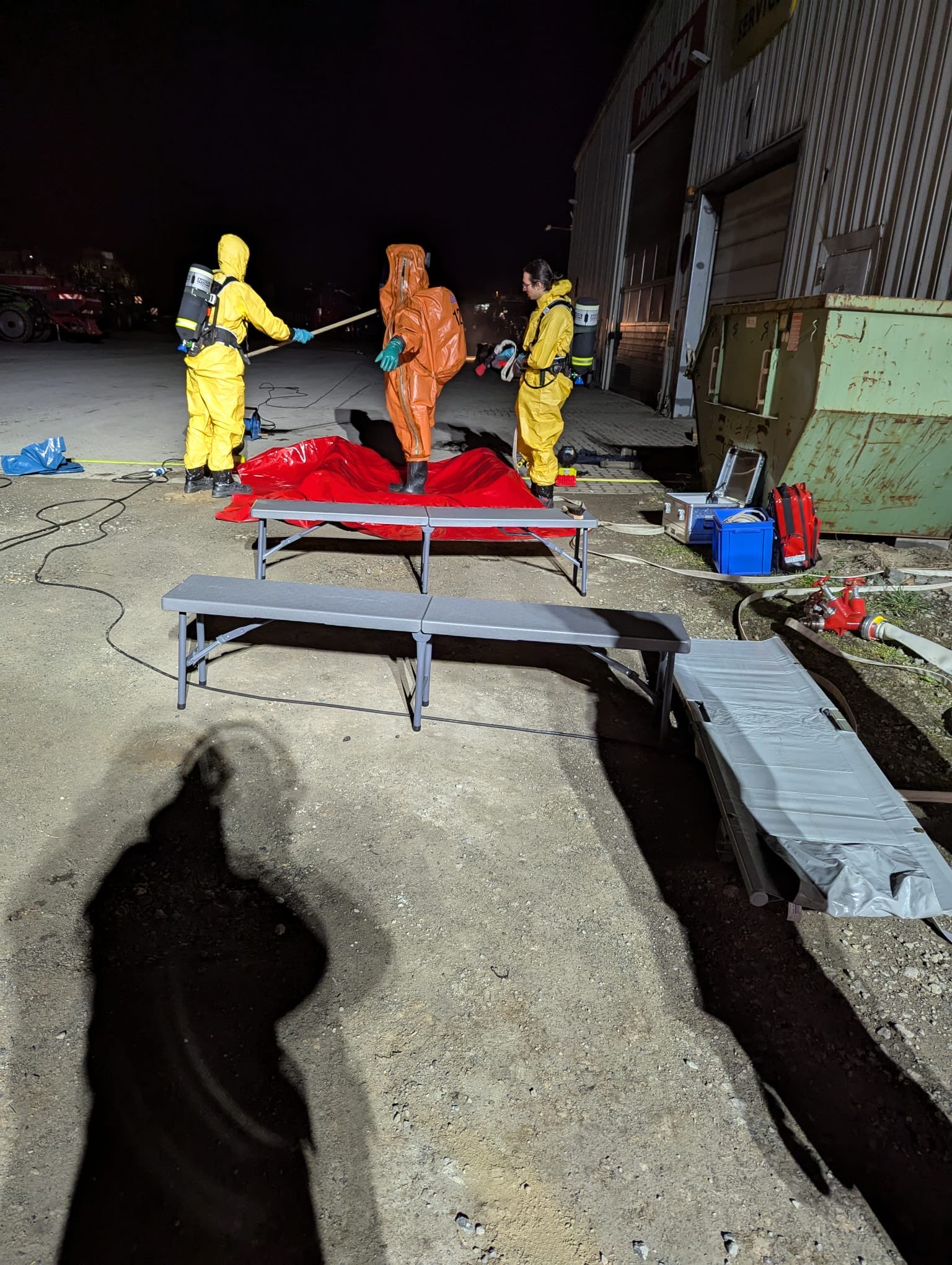 Aufbau und Betreibung einer Not-Dekontamination