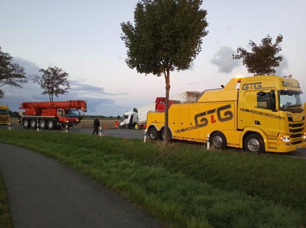 2022_09_20_vu_lkw_ohlum_haupt3a