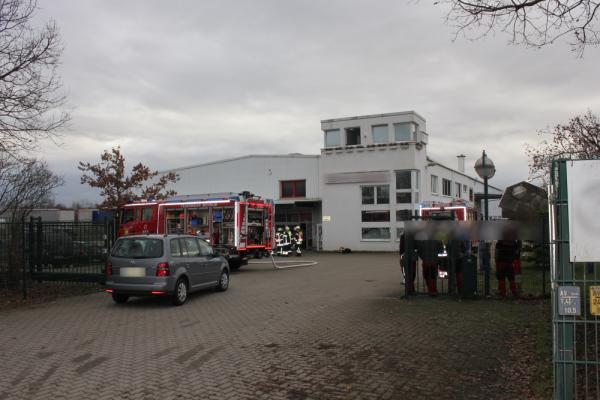 2023_01_02_starke_rauchentwicklung_mehrum_haupt1a