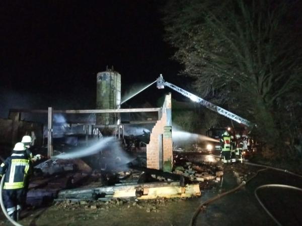 2023_01_12_scheunenbrand_stedum-bekum_haupt5a