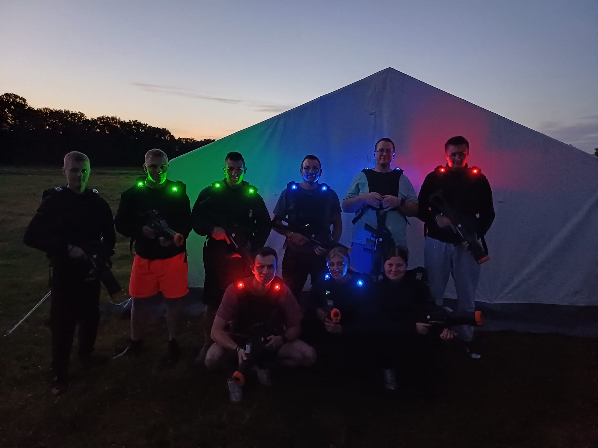 Die Betreuer beim Lasertag 